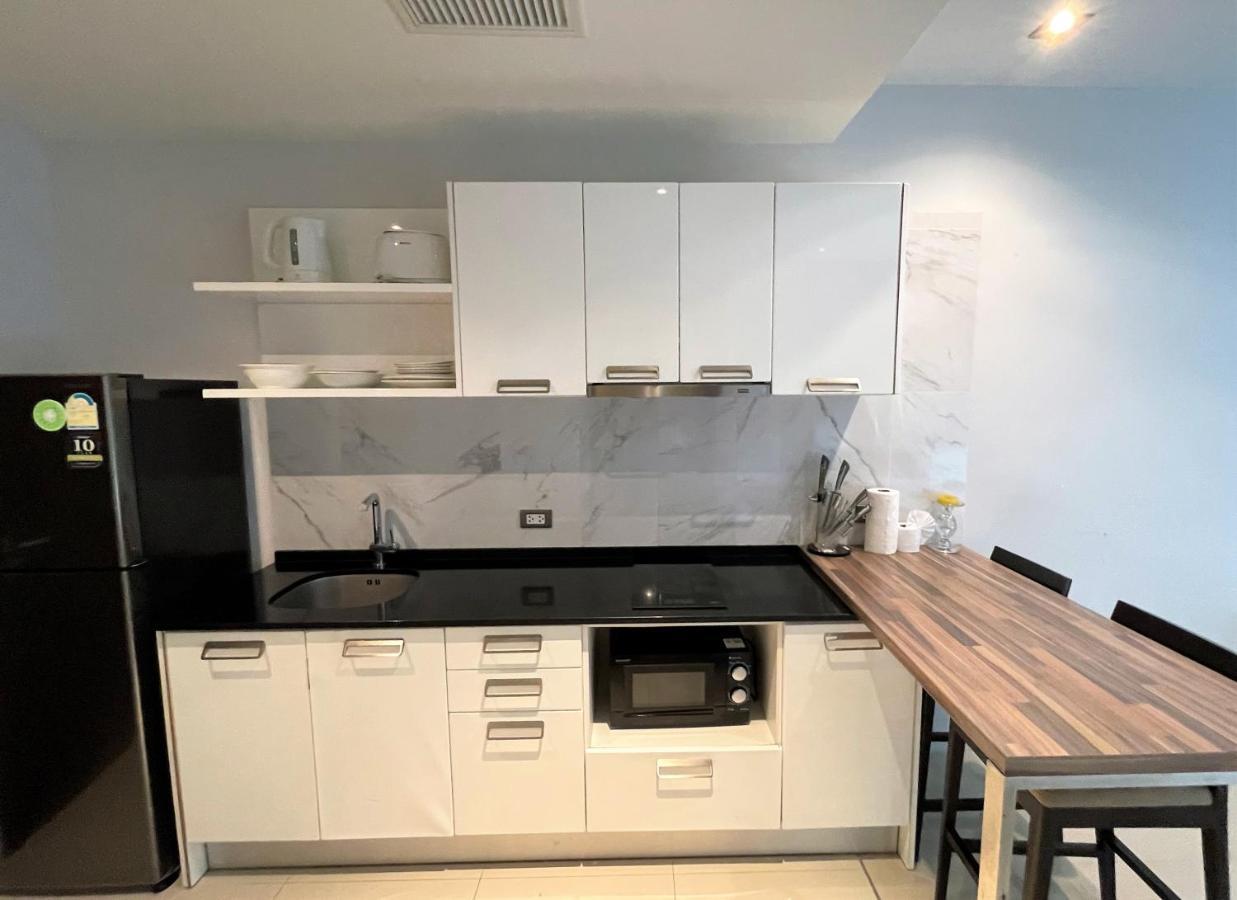 Emerald Terrace Apartments By Lofty Patong Екстер'єр фото