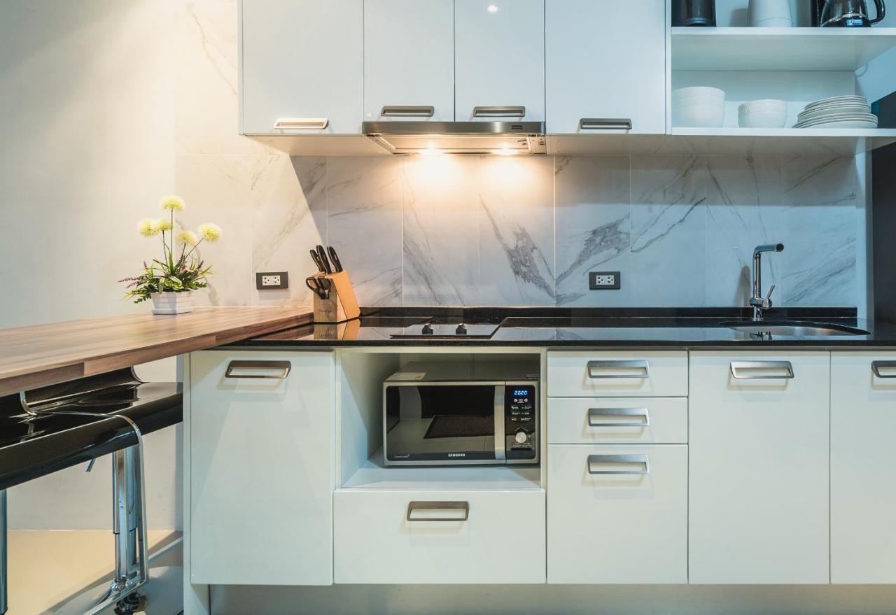 Emerald Terrace Apartments By Lofty Patong Екстер'єр фото