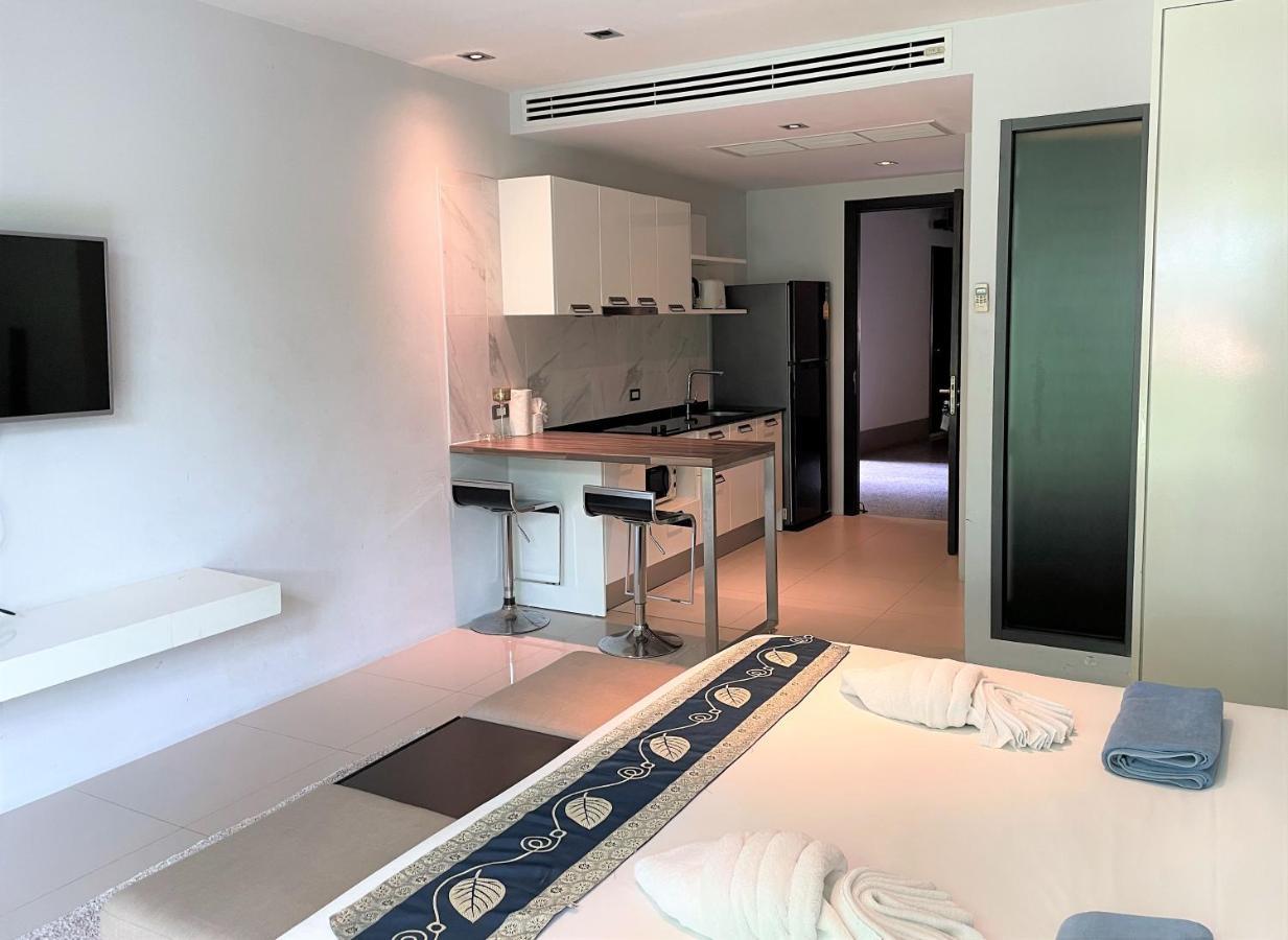 Emerald Terrace Apartments By Lofty Patong Екстер'єр фото