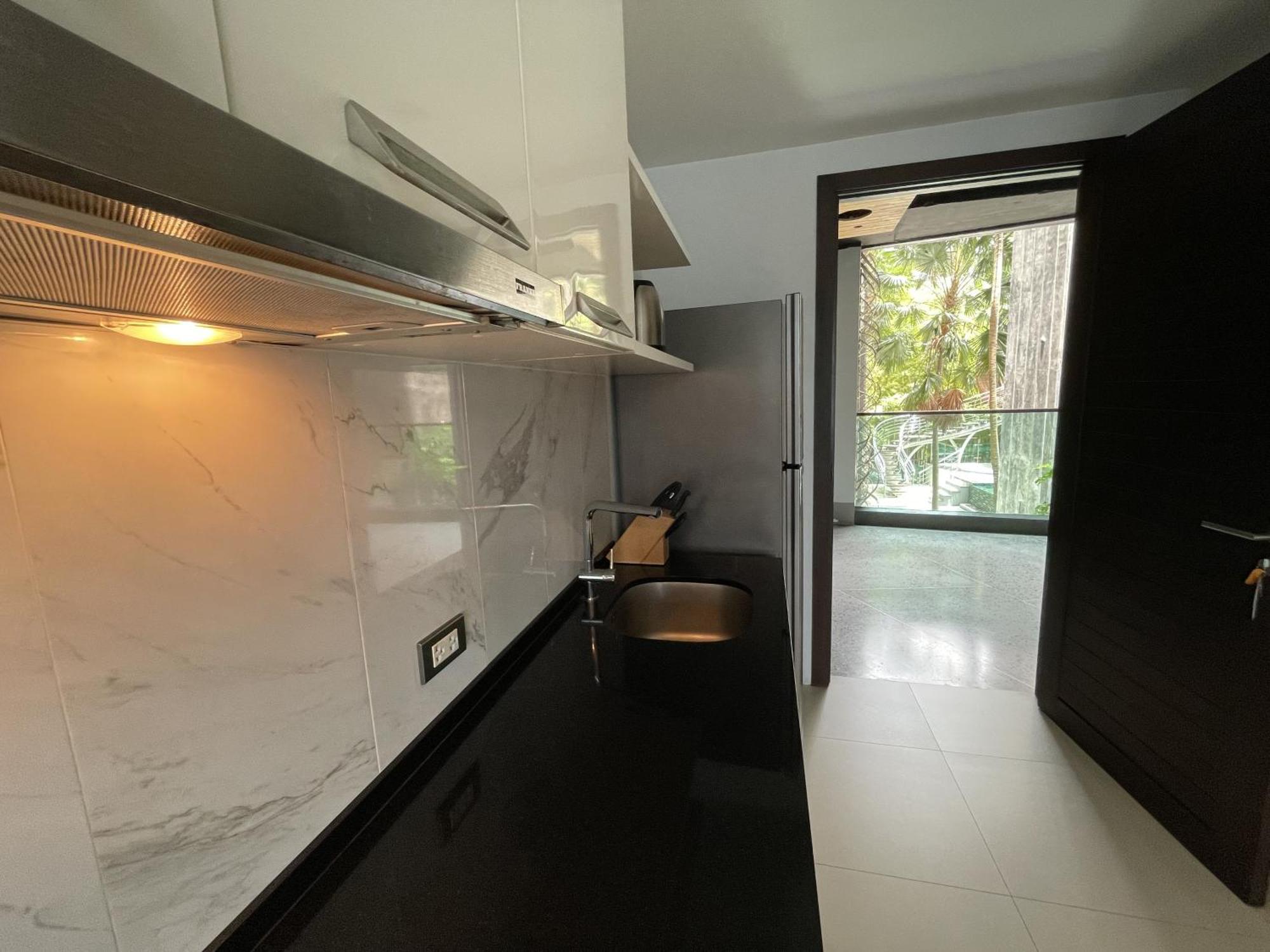 Emerald Terrace Apartments By Lofty Patong Екстер'єр фото