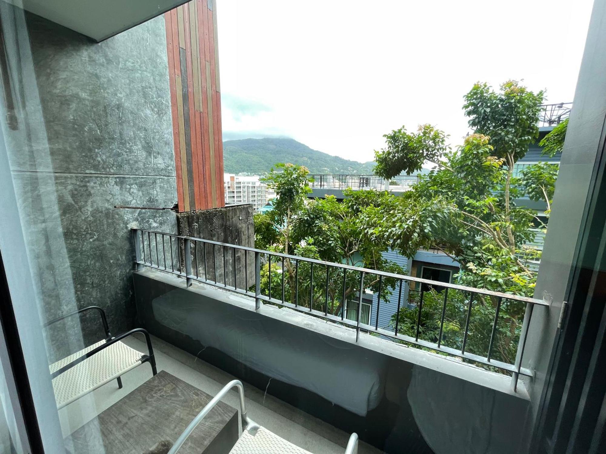 Emerald Terrace Apartments By Lofty Patong Екстер'єр фото